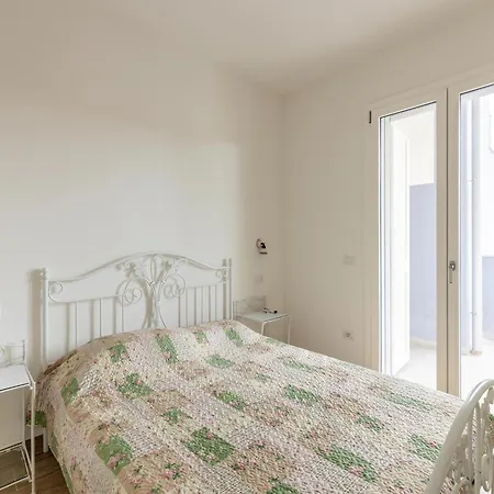 A Due Passi Dal Mare, Con Ampio Giardino * Castelsardo