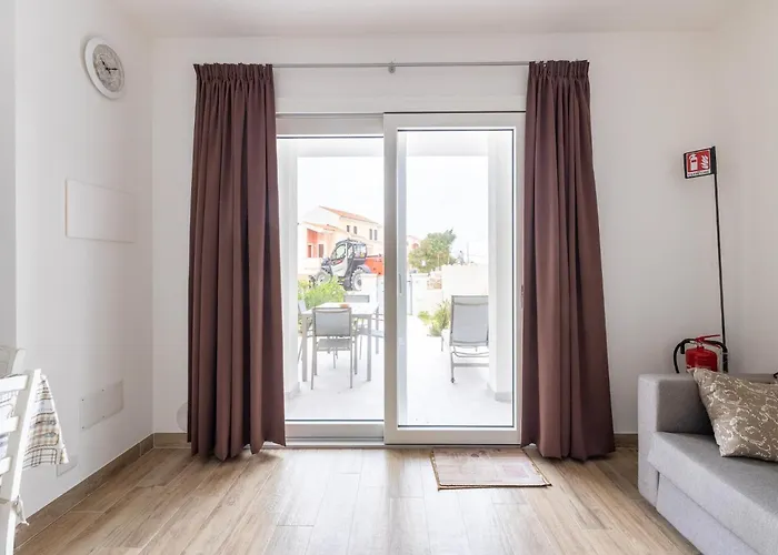 Apartman A Due Passi Dal Mare, Con Ampio Giardino